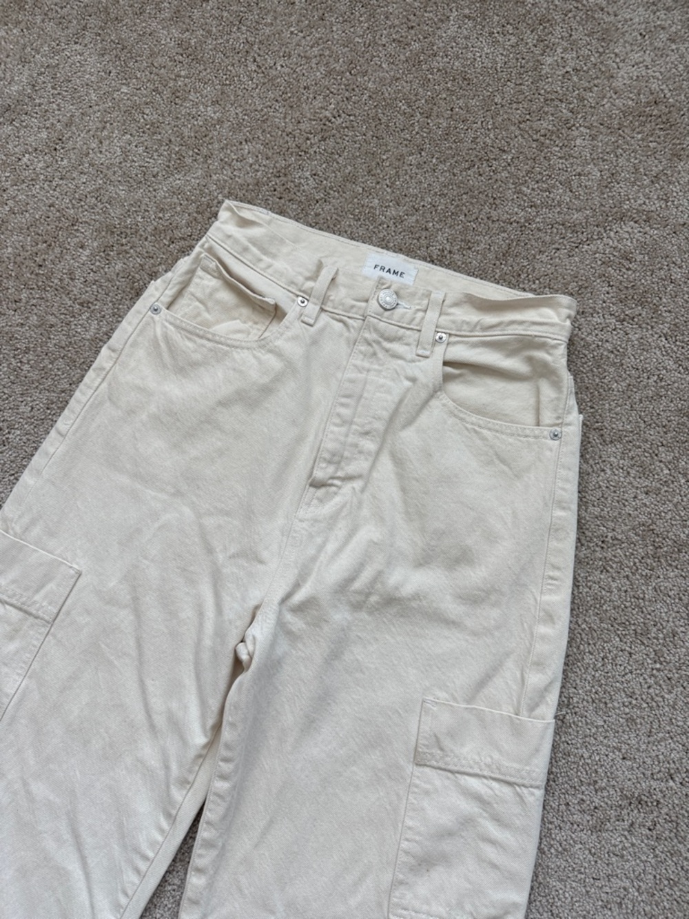Frame High Rise Baggy Pocket Jean in Parchment Cream Carpenter Cargo Pants - Picture 5 of 13